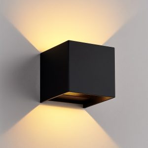 BLADE S | 室內壁燈/戶外壁燈 6w IP54 led戶外壁燈推薦、表面安裝壁燈推薦、戶外壁燈推薦、防水壁燈推薦、戶外壁燈3w、戶外壁燈6w、戶外壁燈10w、戶外壁燈14w、戶外壁燈20w、戶外壁燈24w、戶外壁燈7w、戶外壁燈4w、戶外壁燈12w、戶外壁燈5w、led戶外燈推薦、led景觀燈具推薦、庭園燈推薦、花園燈推薦、車道燈推薦、步道燈推薦、led戶外燈工廠台中、led戶外燈批發台中、led燈具店台中、景觀照明公司、庭園照明公司、花園照明、戶外照明-H&L東捷生活家居, TJ2 Lighting東捷生活科技。