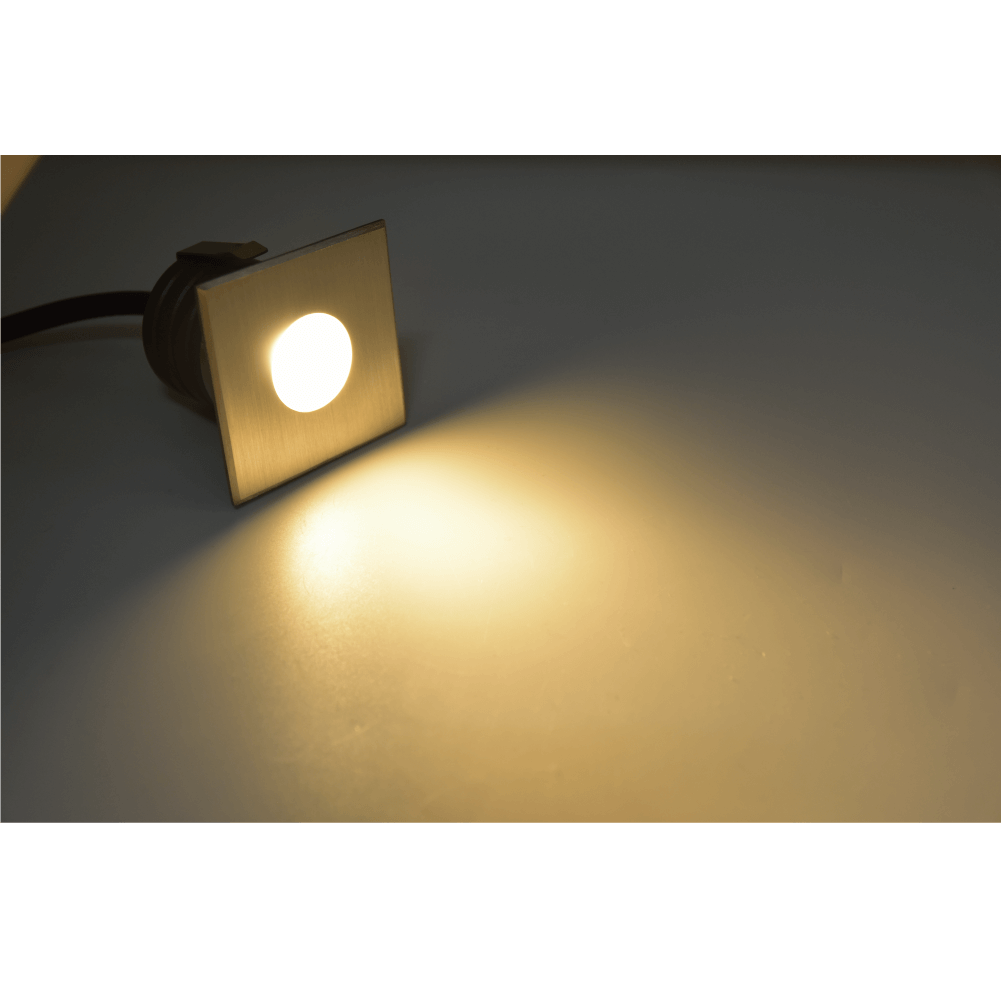 Deck S | 地底燈/埋地燈 2.1w 316不鏽鋼 IP67 ● IP67 LED地底燈/埋地燈 ● 316不鏽鋼面環 ● 鋁製燈體 ● 特殊止水器設計 ● 單出光設計 ● 戶外照明、戶外景觀空間最佳燈具選擇 ● 色溫  ●2700K黃光 ●3000K暖白光 led戶外燈推薦、led景觀燈具推薦、庭園燈推薦、花園燈推薦、車道燈推薦、步道燈推薦、led戶外燈工廠台中、led戶外燈批發台中、led燈具店台中、景觀照明公司、庭園照明公司、花園照明、戶外照明-H&L東捷生活家居, TJ2 Lighting東捷生活科技。